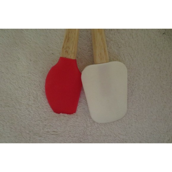 2 Mini Silicone Spatulas Christmas Smart Living Collection New - Picture 7 of 8